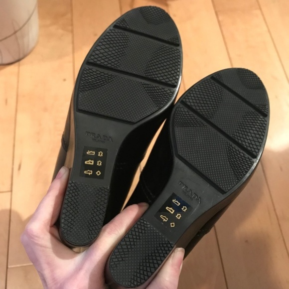 PRADA 4"WEDGE Black Boots Nubuck Leather NIB 8-8.5 - Picture 7 of 7